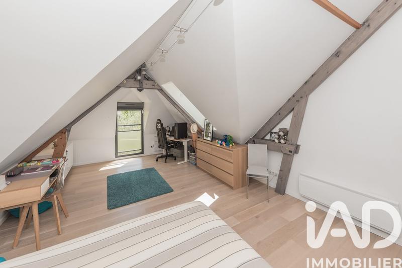 Maison - 225 m² - 8 pièces