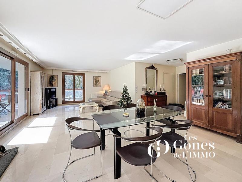 Appartement - 103 m² - 4 pièces