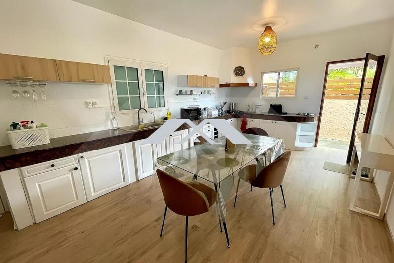 Maison - 170 m² - 6 pièces