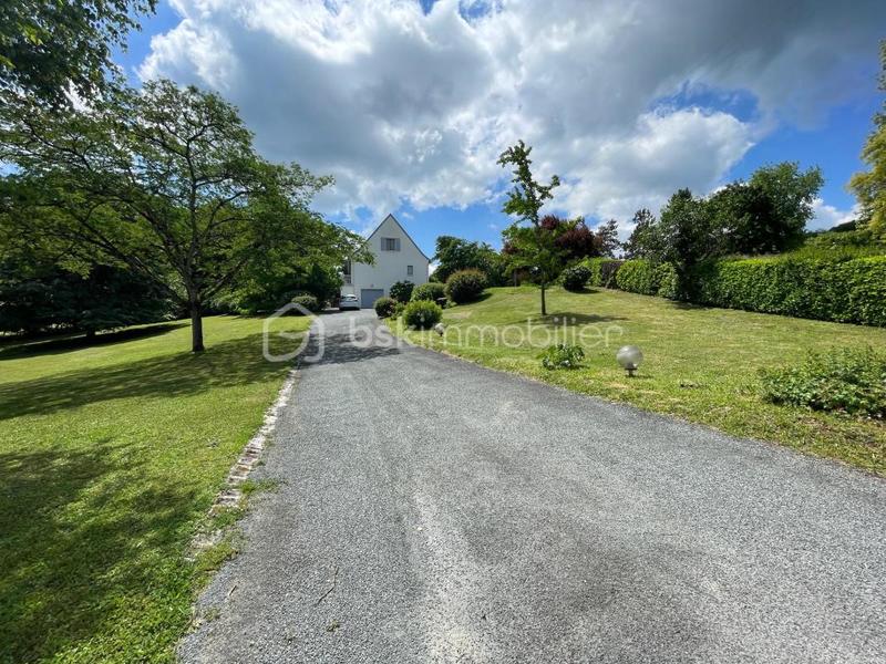 Propriété - 169 m² - 6 pièces