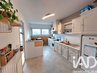 Appartement - 99 m² - 5 pièces