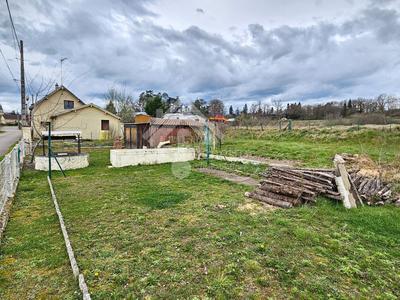 Maison de village - 100 m² - 4 pièces