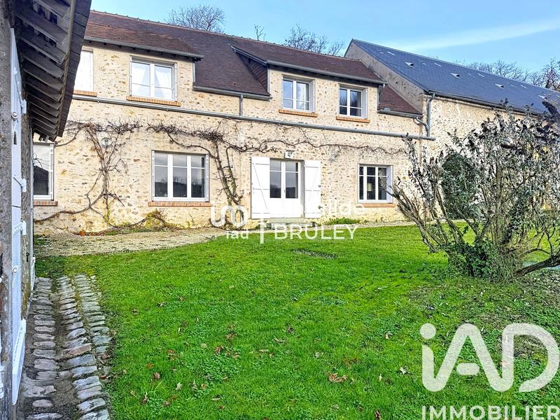 Maison - 245 m² - 8 pièces