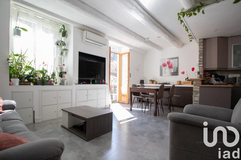 Appartement - 79 m² - 4 pièces