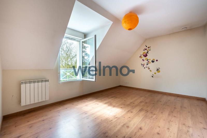 Maison - 166 m² - 6 pièces