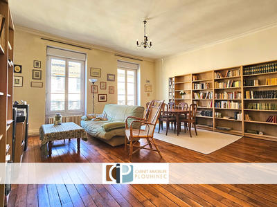 Appartement - 131 m² - 4 pièces