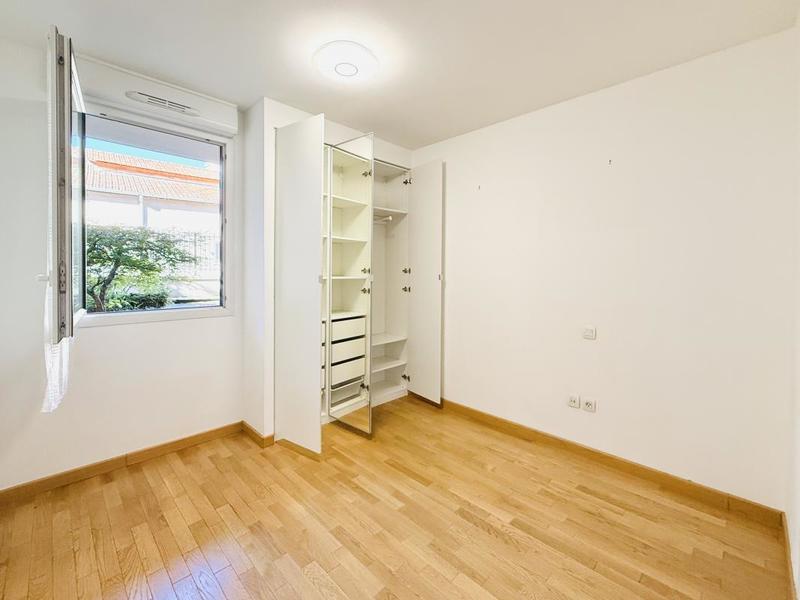 Appartement - 100 m² - 4 pièces