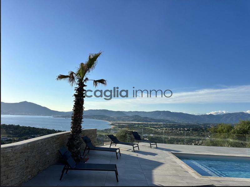 Appartement - 85 m² - 3 pièces