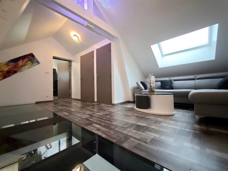 Appartement - 106 m² - 5 pièces