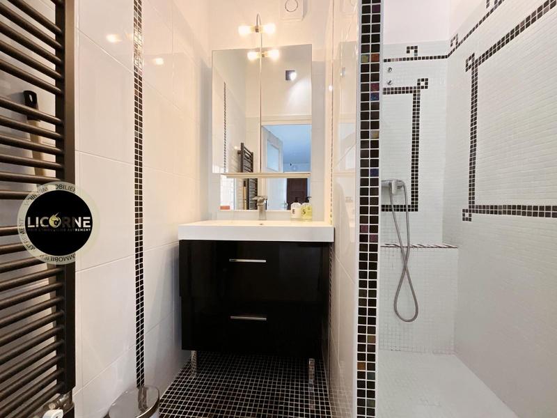 Appartement - 92 m² - 4 pièces