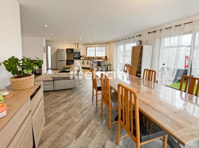 Pavillon - 82 m² - 4 pièces