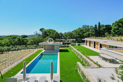 Villa - 614 m² - 10 pièces