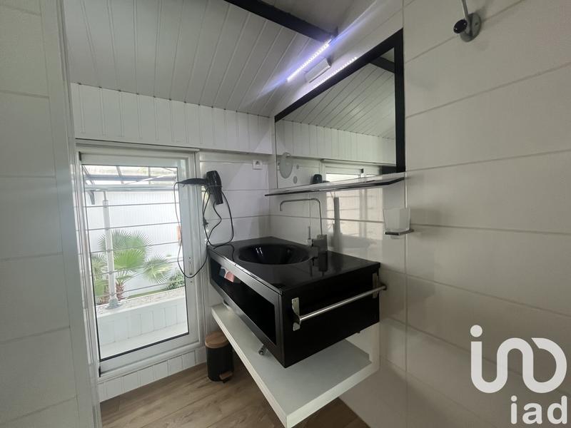 Maison - 276 m² - 9 pièces