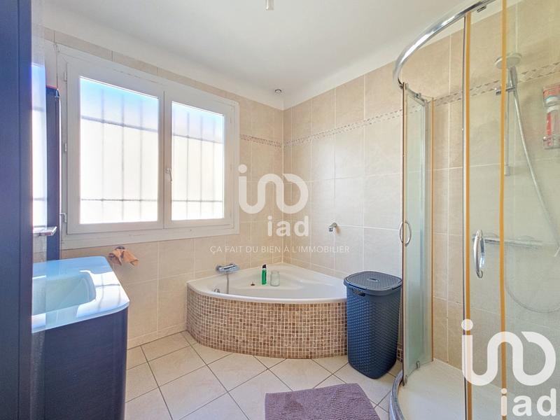 Maison - 180 m² - 7 pièces