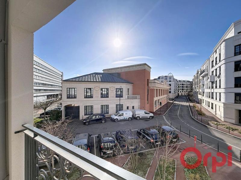 Appartement - 83 m² - 4 pièces