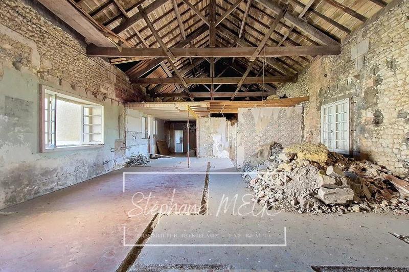 Maison - 500 m² - 6 pièces