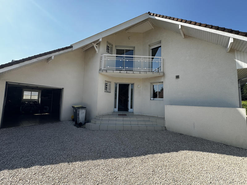 Maison - 163 m² - 5 pièces