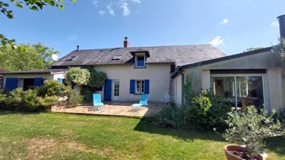 Maison - 214 m² - 8 pièces