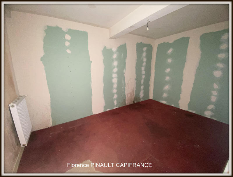 Maison - 218 m² - 10 pièces