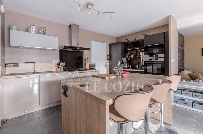 Appartement - 96 m² - 4 pièces