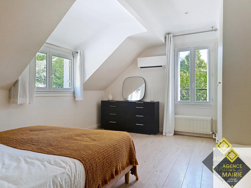 Maison - 170 m² - 6 pièces