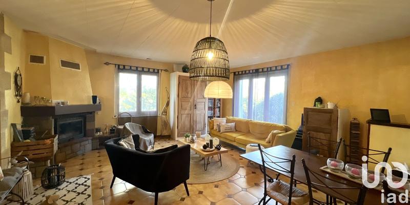 Maison - 140 m² - 5 pièces