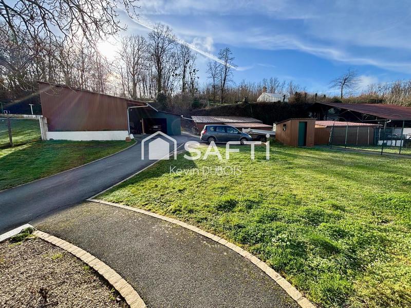 Maison - 223 m² - 7 pièces