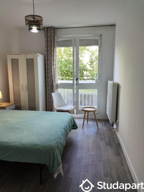 Chambre - 11 m² - 1 pièce