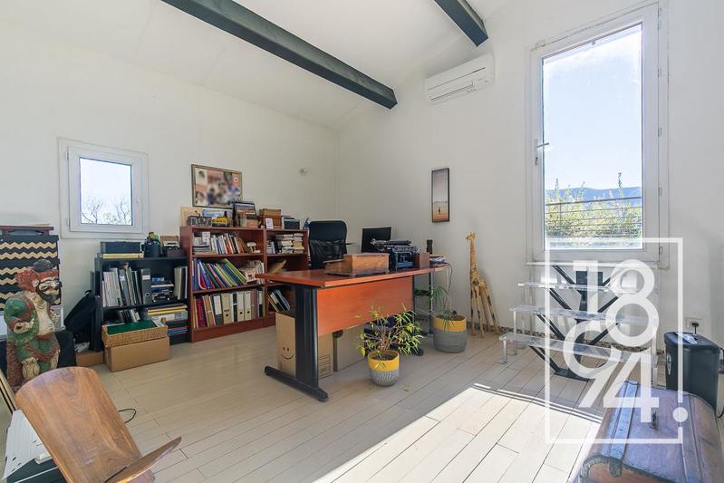 Moulin - 190 m² - 5 pièces