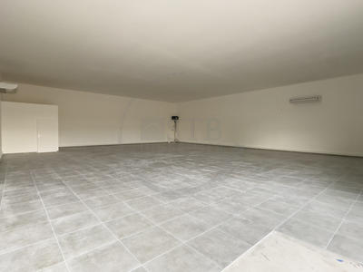 Local commercial - 259 m²