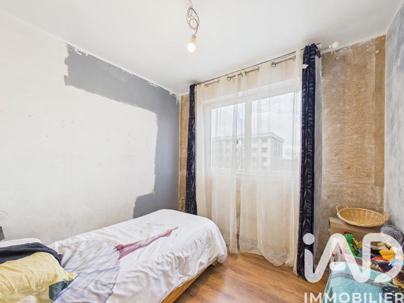 Appartement - 90 m² - 6 pièces