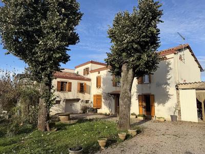 Maison - 190 m² - 6 pièces