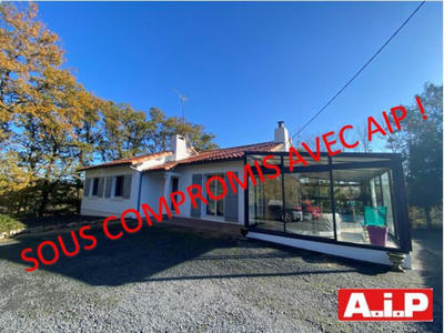 Maison - 96 m² - 4 pièces