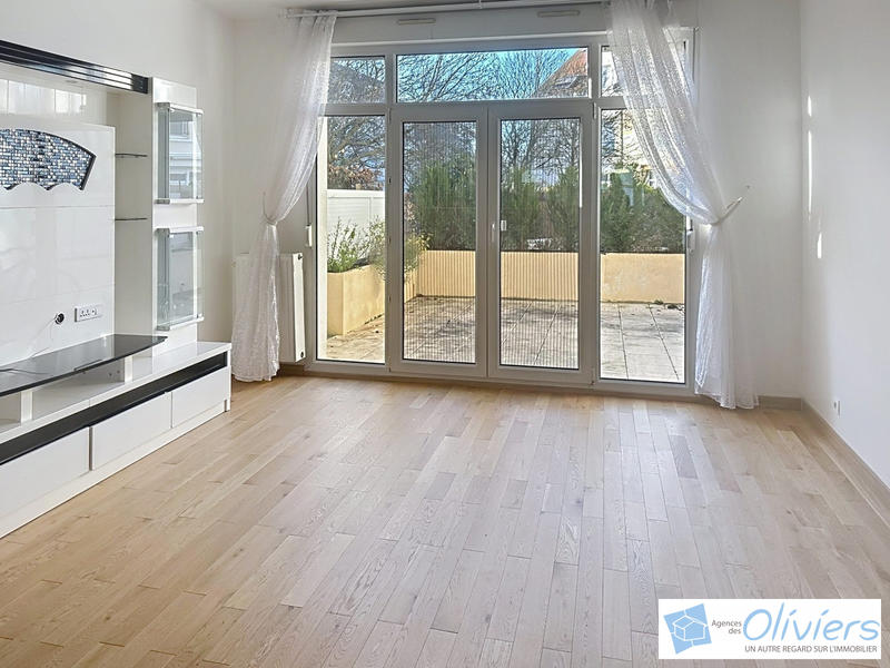 Maison - 107 m² - 5 pièces