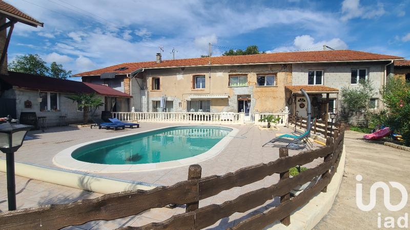 Maison - 260 m² - 8 pièces