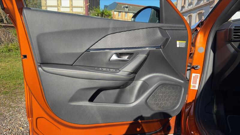 Peugeot 2008 1.2 PureTech 130 Eat8 Gt Line