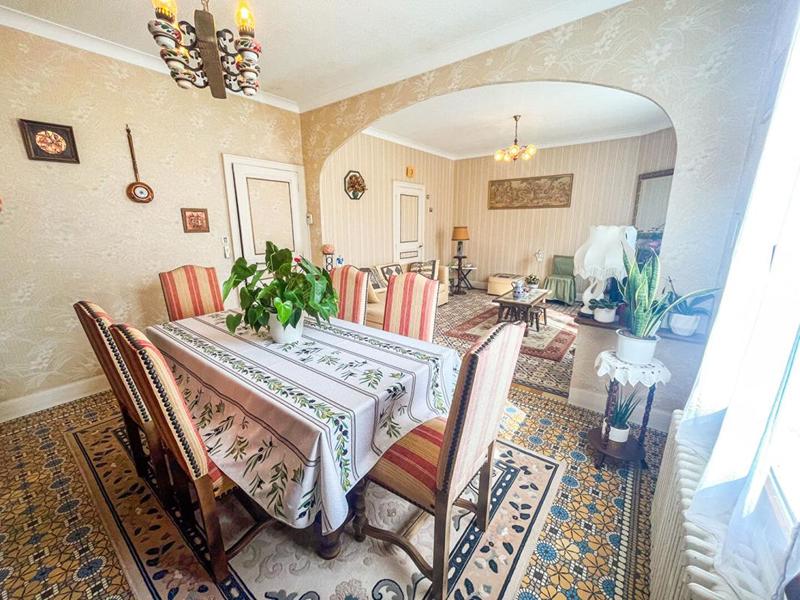 Maison - 101 m² - 5 pièces