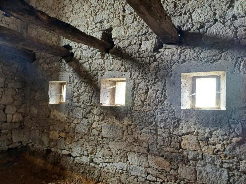 Ferme - 80 m² - 2 pièces