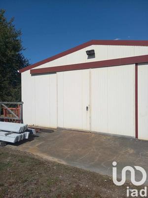 Appartement - 150 m² - 2 pièces