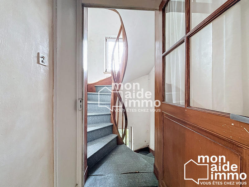 Maison - 96 m² - 4 pièces