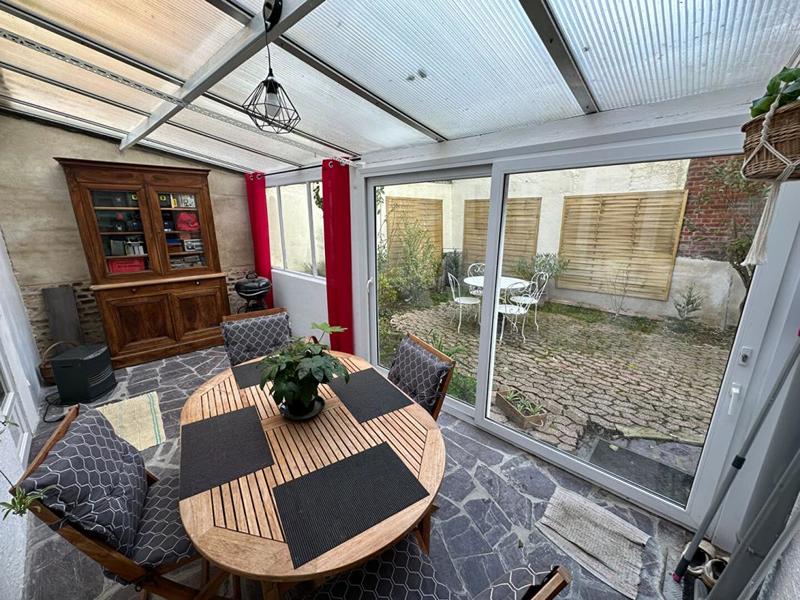 Maison - 92 m² - 5 pièces