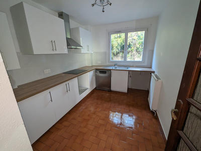 Appartement - 77 m² - 3 pièces