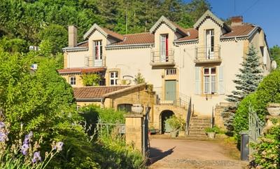 Maison - 198 m² - 7 pièces