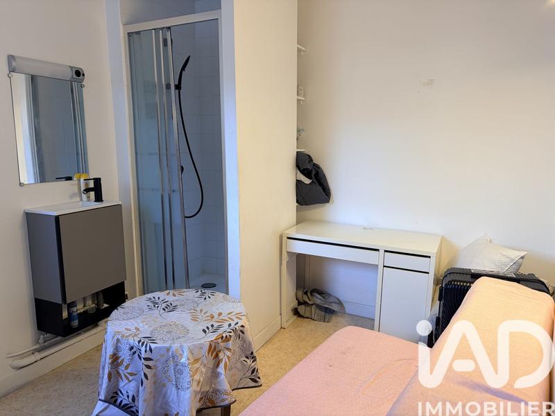 Studio - 10 m² - 1 pièce