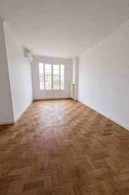 Penthouse - 2 pièces