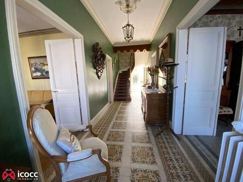 Maison bourgeoise - 222 m² - 9 pièces