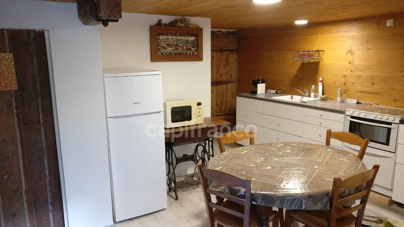 Maison en pierre - 274 m² - 8 pièces