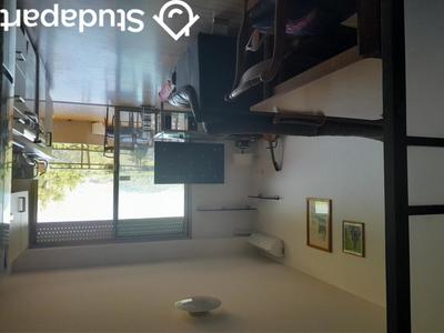 Chambre - 9 m² - 1 pièce