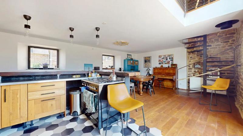 Maison - 130 m² - 5 pièces