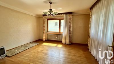 Maison - 198 m² - 7 pièces